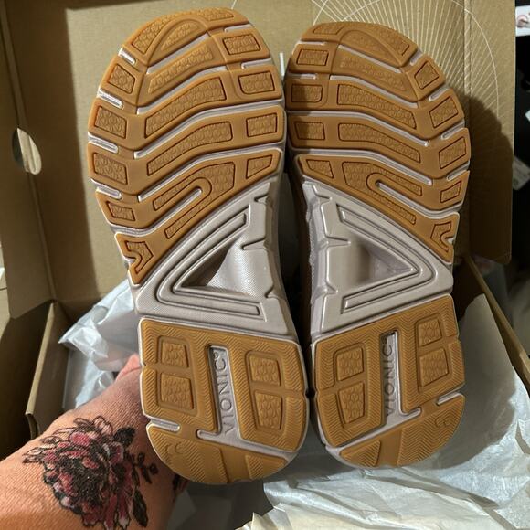 Vionic Walk Max Wanderer Athletic Support Sandals Magnolia Dusk Women's 6 NWB - Picture 8 of 10